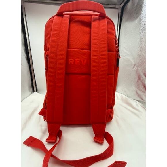 Brevitē The Backpack Red Minimalist Everyday Travel Laptop Bag - Picture 5 of 16